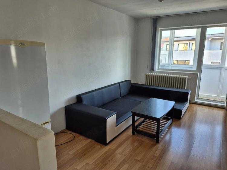 Apartament cu 2 camere semidecomandat în Exterior Vest
