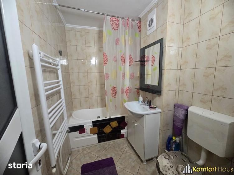 Apartament cu 2 camere semidecomandat în Mioriței