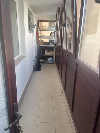 Apartament cu 2 camere semidecomandat, mobilat în Barbu Văcărescu