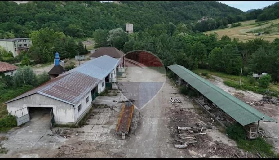 Spațiu comercial, de 264 mp, în Avram Iancu (Vârfurile)