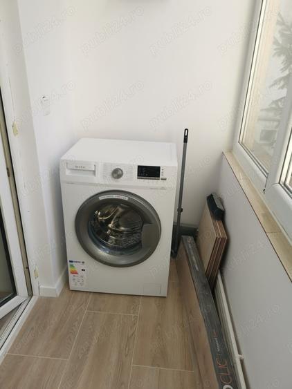 Apartament cu 3 camere semidecomandat în Traian