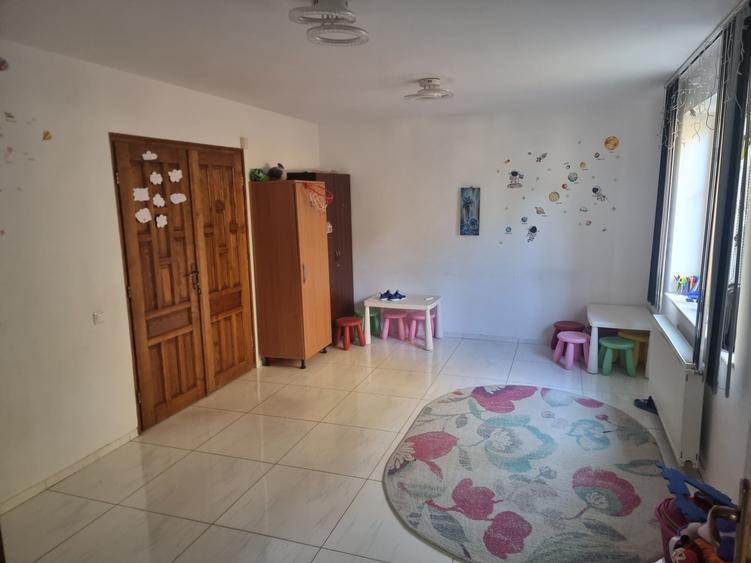 Casă cu 4 camere cu Teren 600 Mp în Ghencea