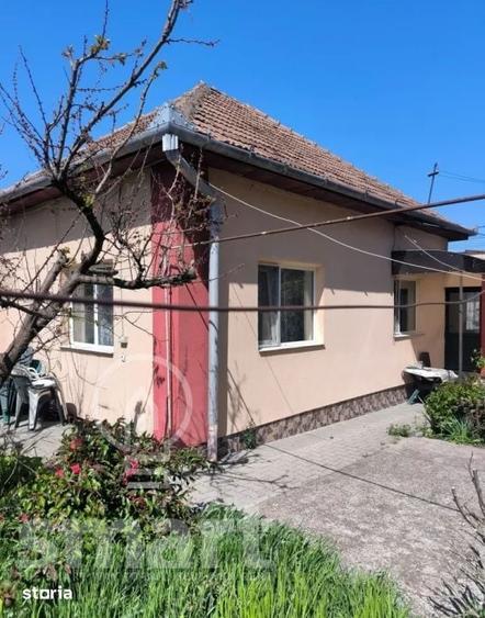Casă cu 2 camere decomandat cu Teren 670 Mp în Apahida