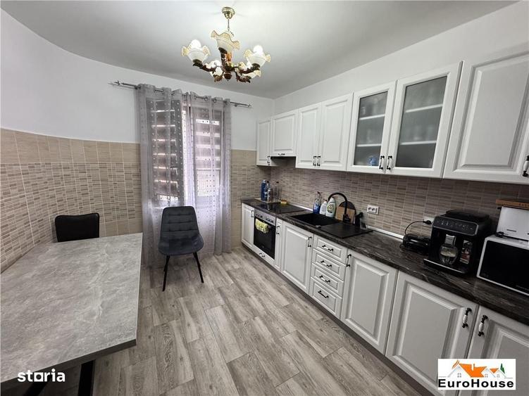 Casă cu 4 camere cu Teren 610 Mp în Central