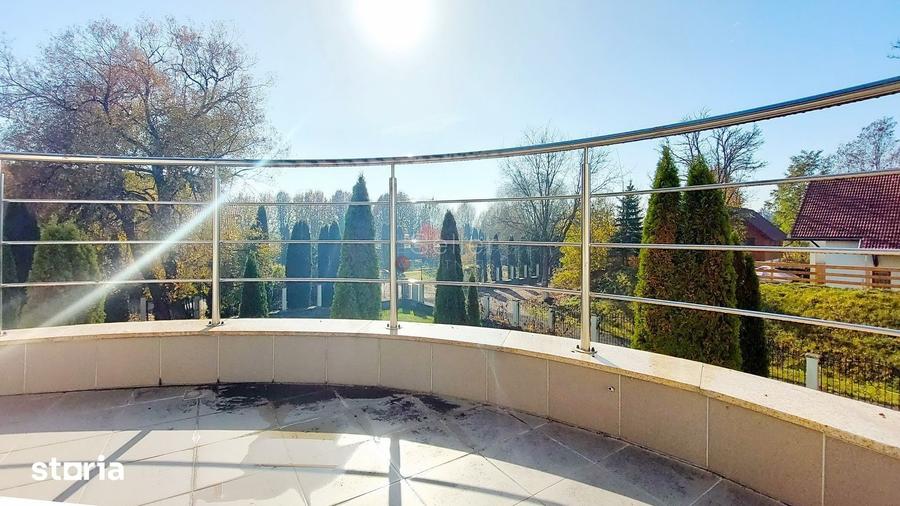 Casă cu 5 camere cu Teren 1500 Mp în Hălchiu