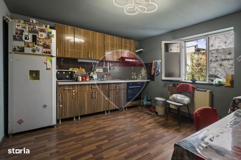 Casă cu 4 camere cu Teren 457 Mp în Rahova