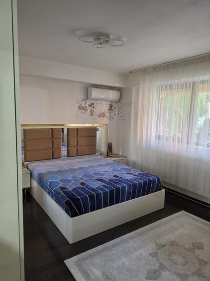Apartament cu 2 camere decomandat în Progresul
