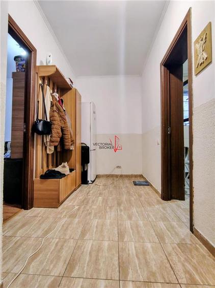 Apartament cu 2 camere decomandat în Central
