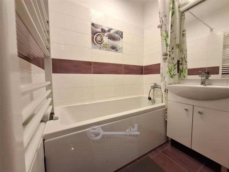 Apartament cu 2 camere semidecomandat, mobilat în Aeroport