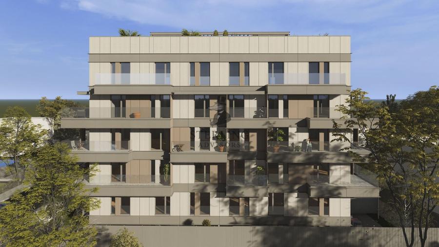 Penthouse cu 4 camere decomandat în Nord