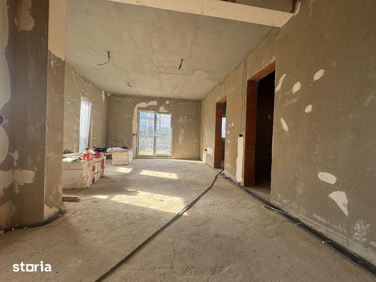 Casă cu 3 camere cu Teren 490 Mp în Jucu