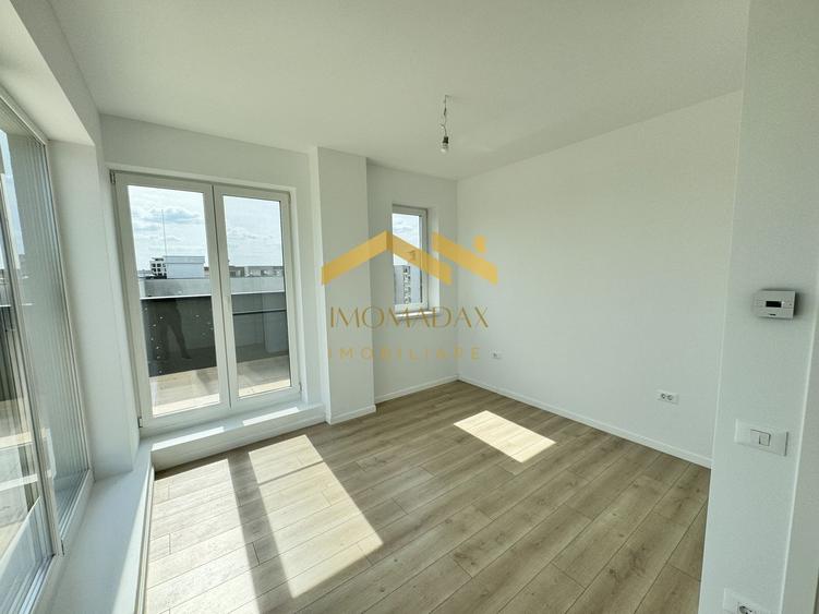 Apartament cu 3 camere decomandat în Aradului