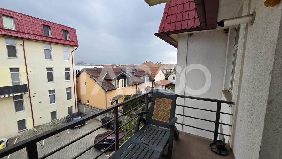 Apartament cu 4 camere decomandat, mobilat în Calea Dumbrăvii