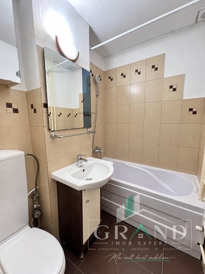 Apartament cu 2 camere semidecomandat, mobilat în Gheorgheni