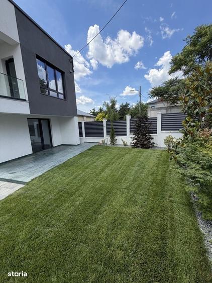 Casă cu 4 camere cu Teren 305 Mp în Central