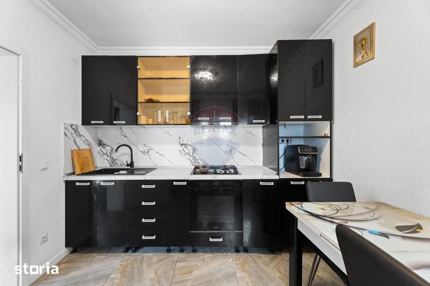 Casă cu 5 camere cu Teren 620 Mp în Macea