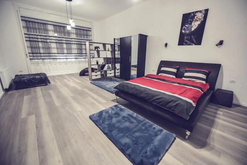 Apartament cu 3 camere decomandat în P-ța Unirii