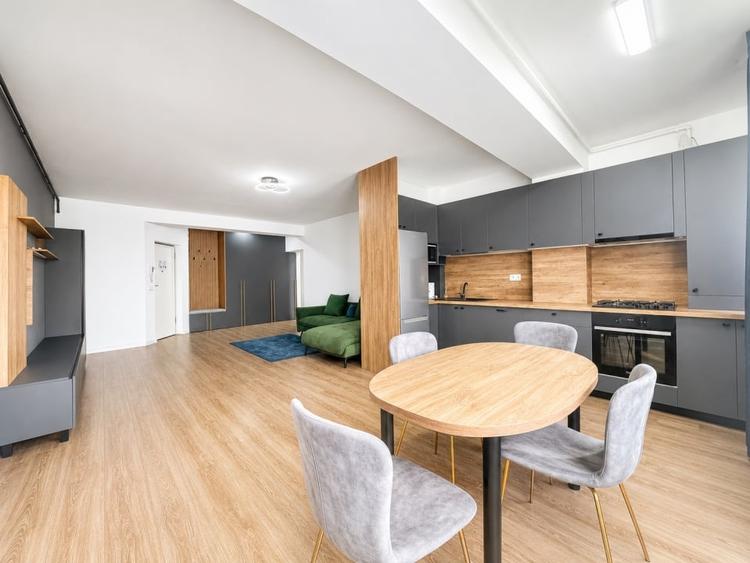 Apartament cu 2 camere semidecomandat, mobilat în Pipera