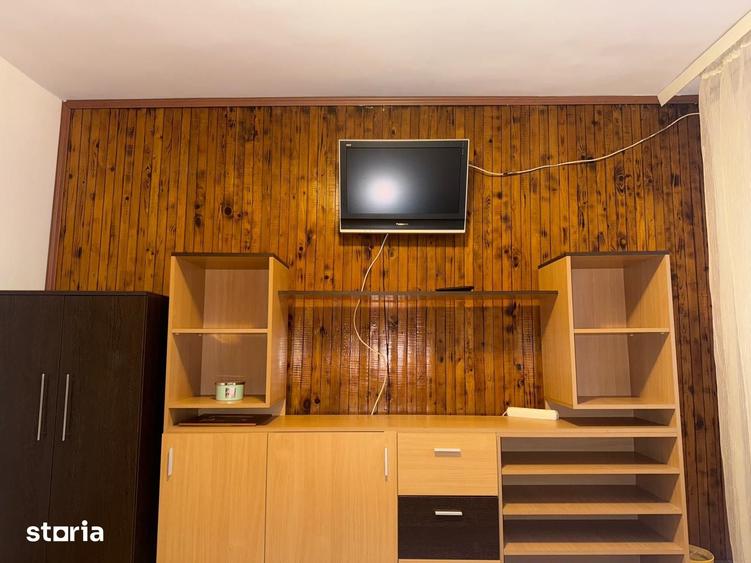 Apartament cu 3 camere în Micro 9