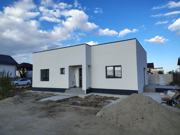 Casă cu 4 camere cu Teren 98 Mp în Berceni