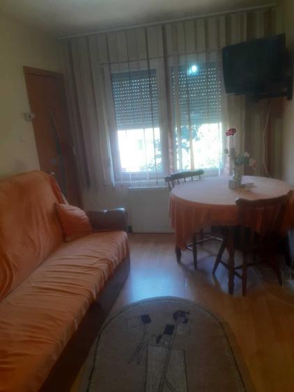 Apartament cu 2 camere nedecomandat în Central
