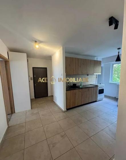 Apartament cu 3 camere decomandat, mobilat în Octavian Goga