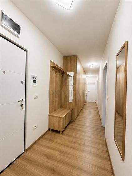Apartament cu 3 camere decomandat în Aradului
