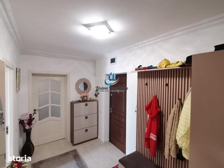 Apartament cu 2 camere decomandat în Est