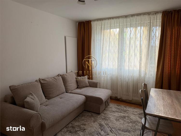 Apartament cu 2 camere decomandat în Plopilor