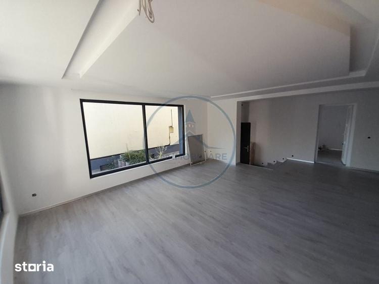 Casă cu 6 camere cu Teren 257 Mp în Independenței