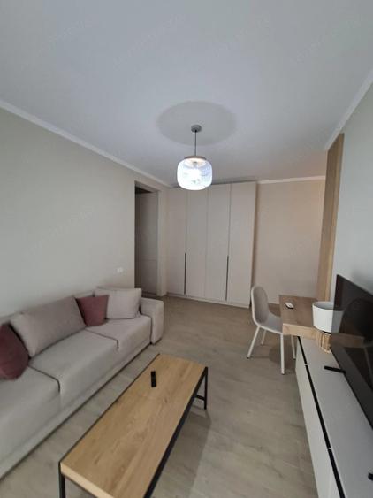 Apartament cu 2 camere decomandat în Giroc