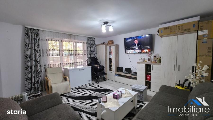 Casă cu 2 camere în Central