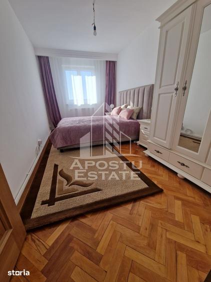 Apartament cu 3 camere, mobilat în Complex Studențesc