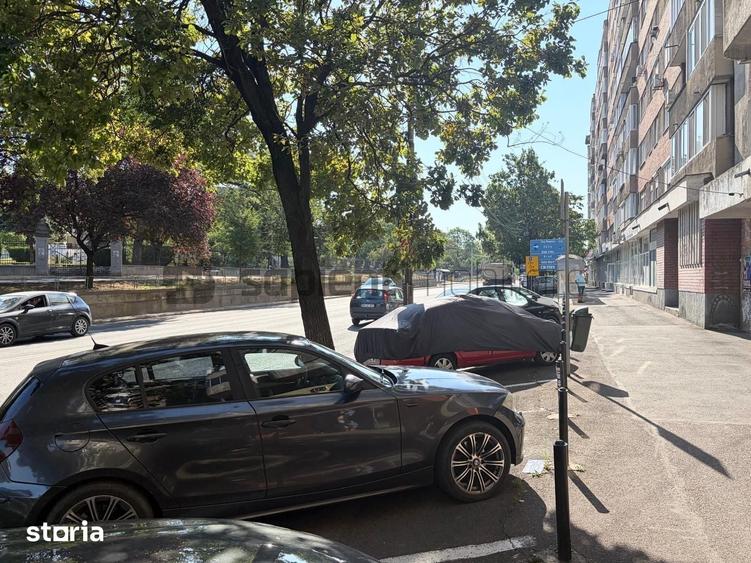 Spațiu comercial, de 96 mp, în Dacia