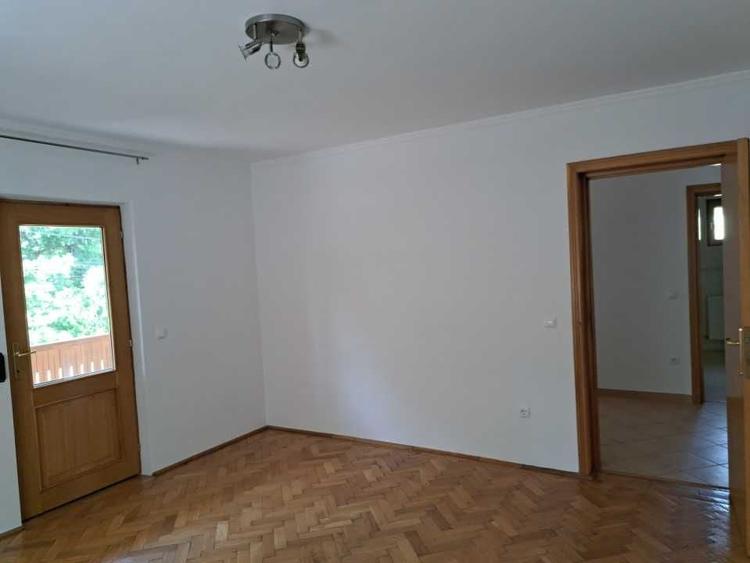 Casă cu 4 camere în Trivale