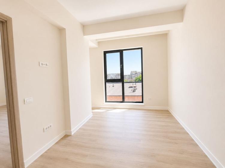 Apartament cu 3 camere decomandat în Tomis Plus