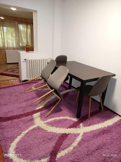 Apartament cu 2 camere decomandat în Canta