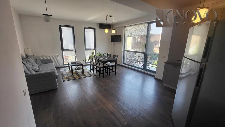 Apartament cu 2 camere semidecomandat, mobilat în Moșilor