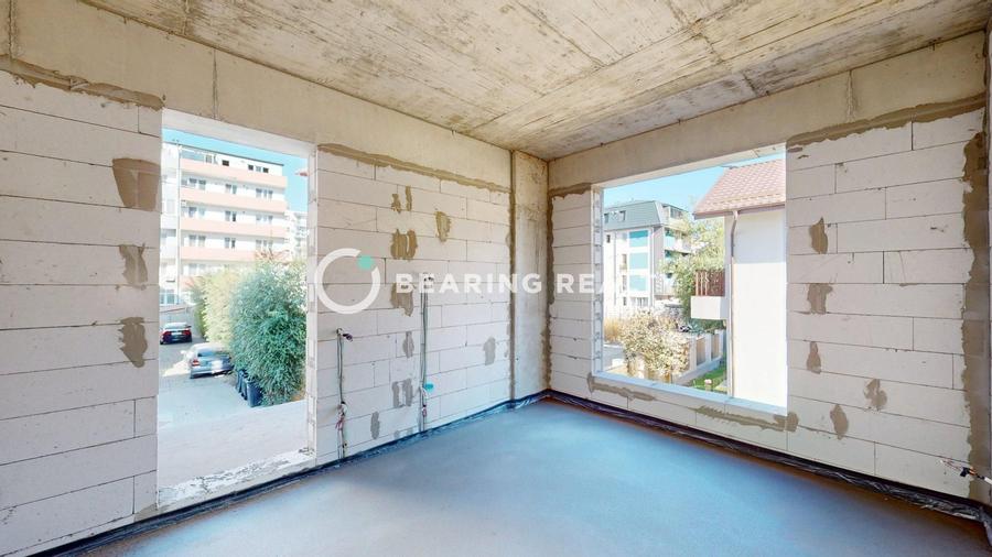 Apartament cu 2 camere semidecomandat în Est