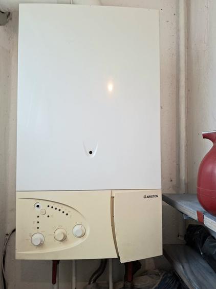 4 camere | 86 mp | Etaj 2 | Vedere sudică | Cartierul Măgurii Codlea - 8