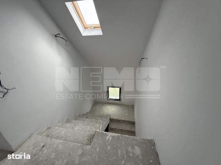 Casă cu 5 camere cu Teren 1000 Mp în Horodnic