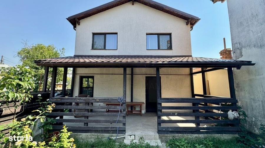 Casă cu 3 camere cu Teren 241 Mp în Tunari