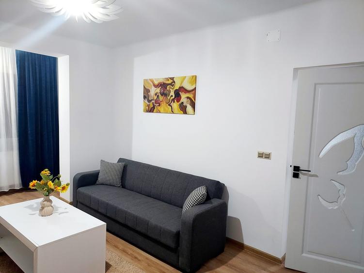 Apartament cu 2 camere semidecomandat în Central
