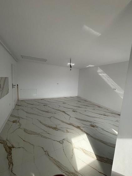 Apartament cu 2 camere decomandat în Giroc