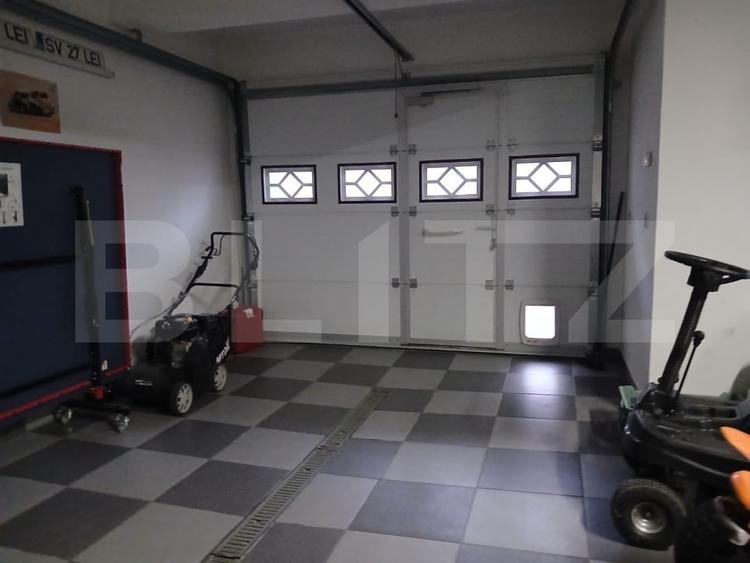 Casă individuală cu 5 camere cu Canalizare în Periferie