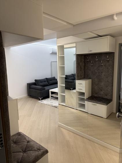 Apartament cu 2 camere decomandat în Pipera