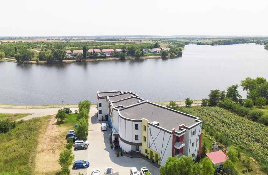 Apartament cu 2 camere, mobilat în Tâncăbești