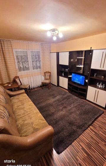 Apartament 2 camere de inchiriat Rahovei, 370 EUR negociabil - 1