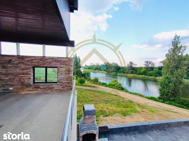 Casă cu 6 camere cu Piscina în Balotești