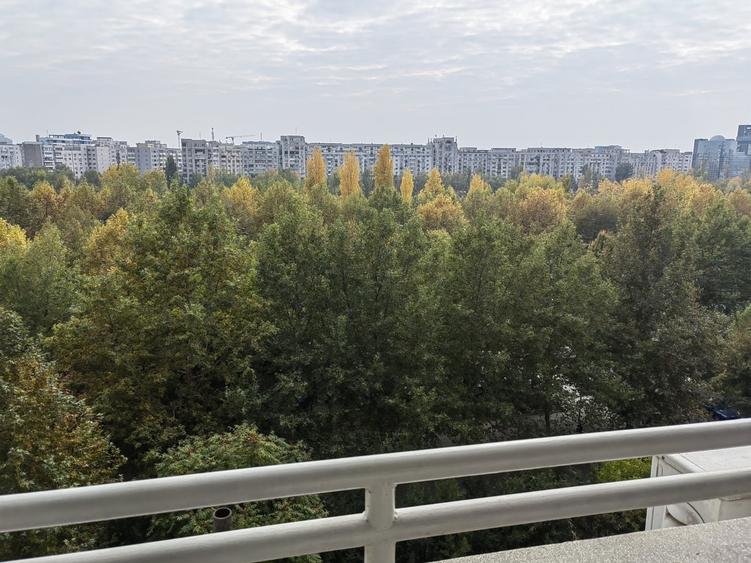 Apartament cu 3 camere decomandat în Unirii